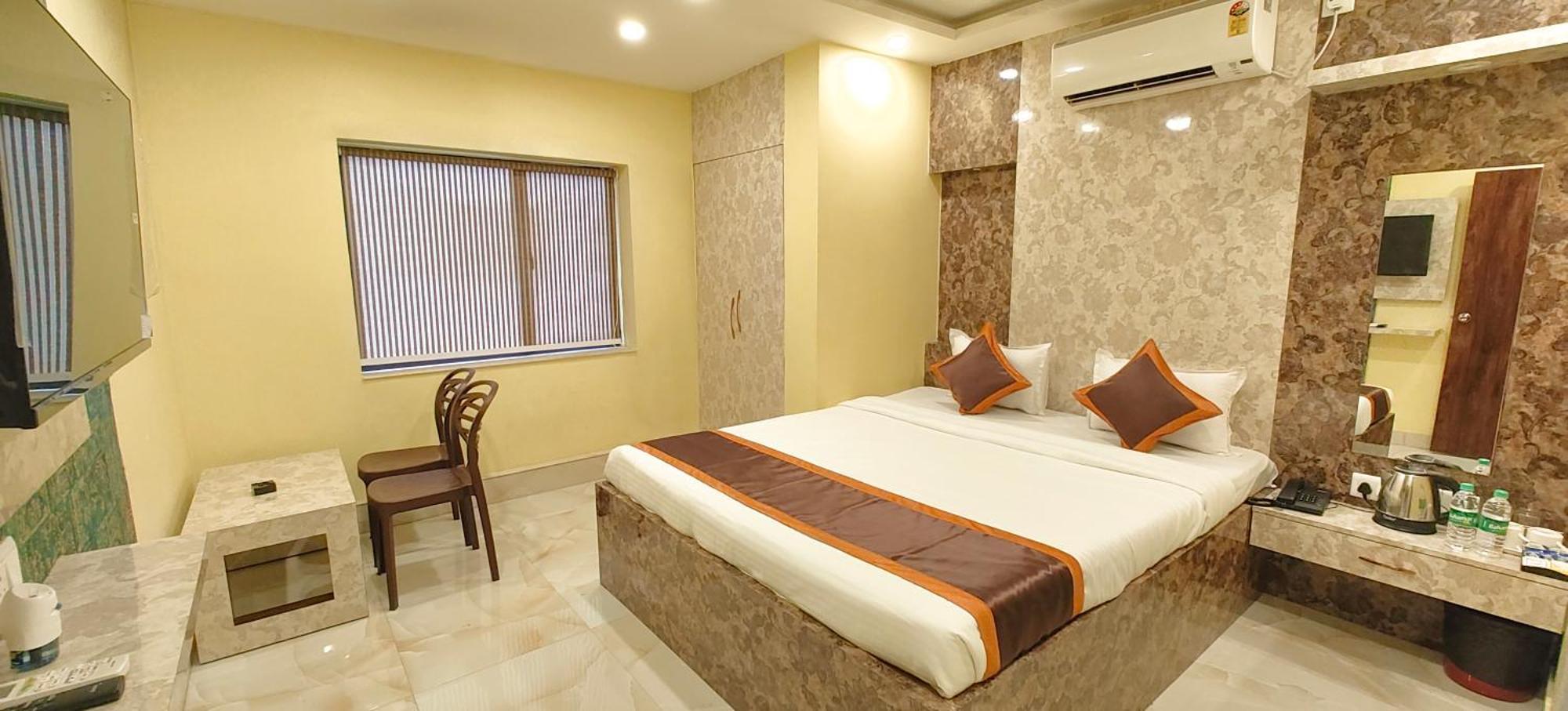 כלכותה Hotel Divine Chariot מראה חיצוני תמונה