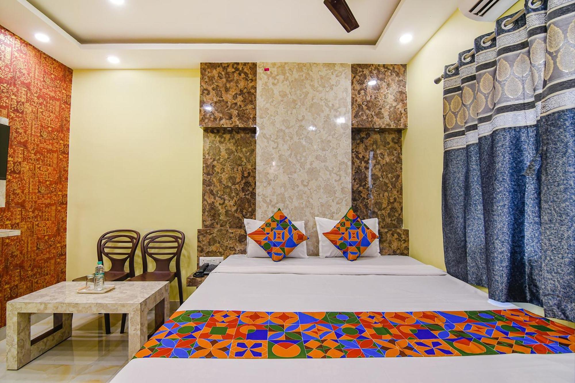 כלכותה Hotel Divine Chariot מראה חיצוני תמונה