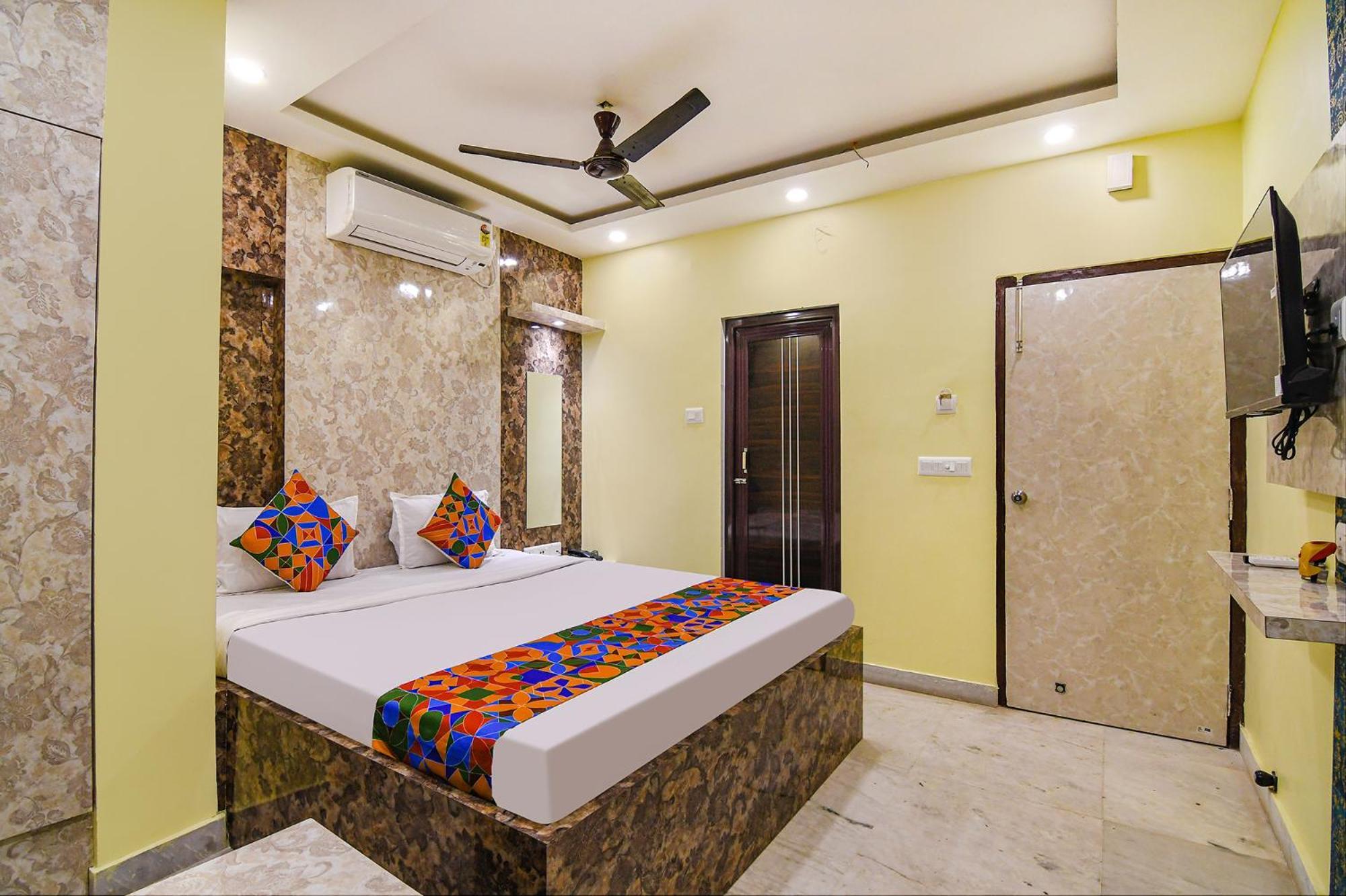 כלכותה Hotel Divine Chariot מראה חיצוני תמונה